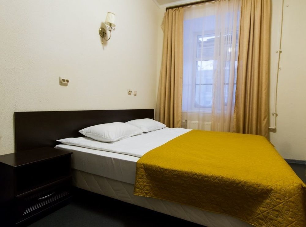 Yellow Hotel Αγία Πετρούπολη Εξωτερικό φωτογραφία